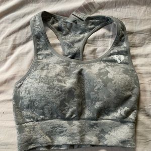 NWOT Women’s Best Camo Bra